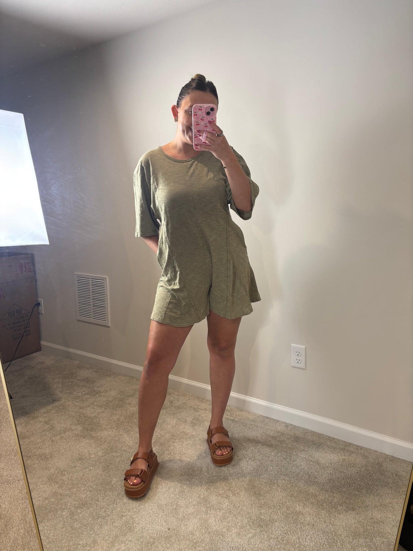 Olive Pleated Hotshot