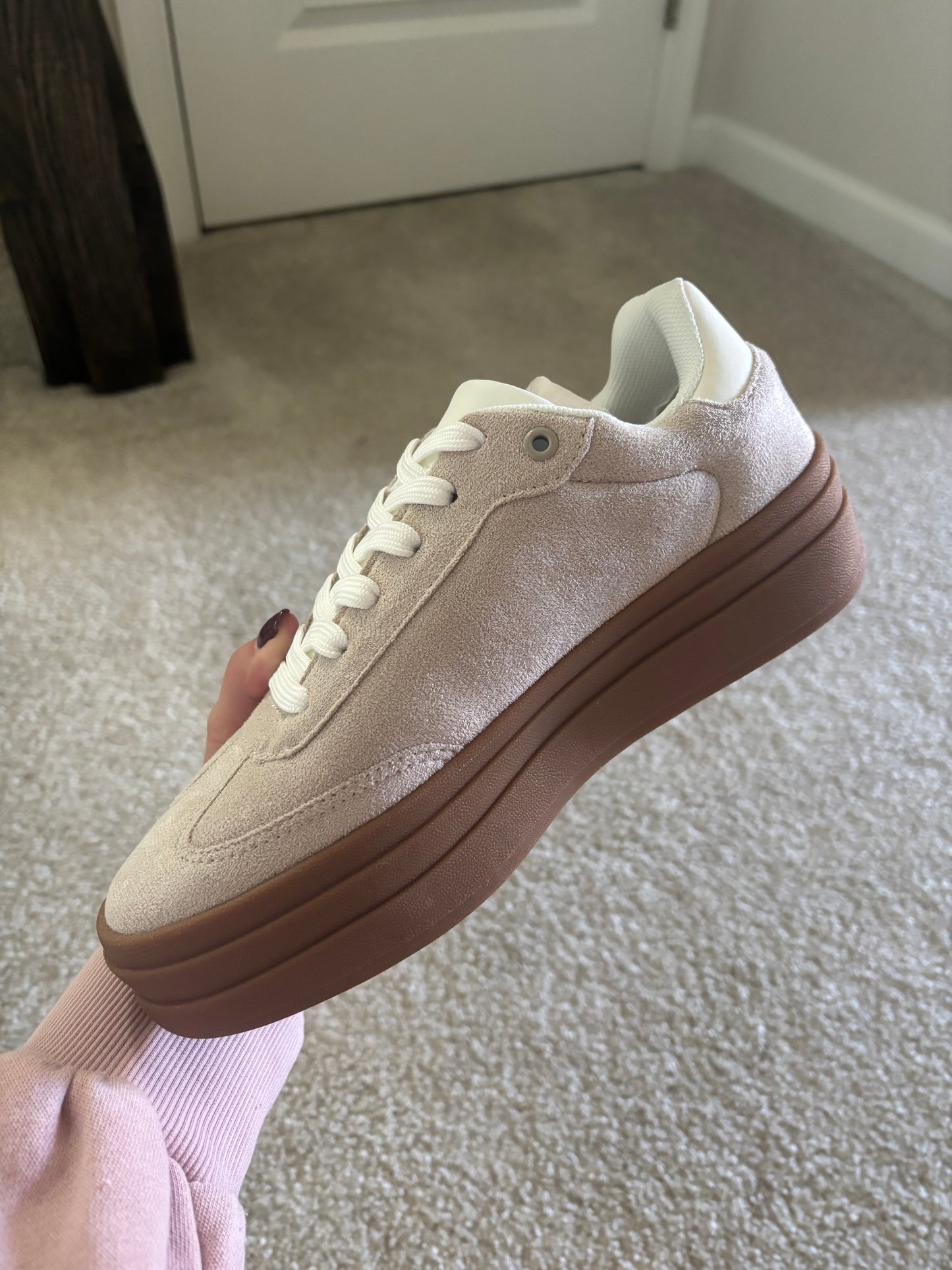 Platform Beige/White Sneakers