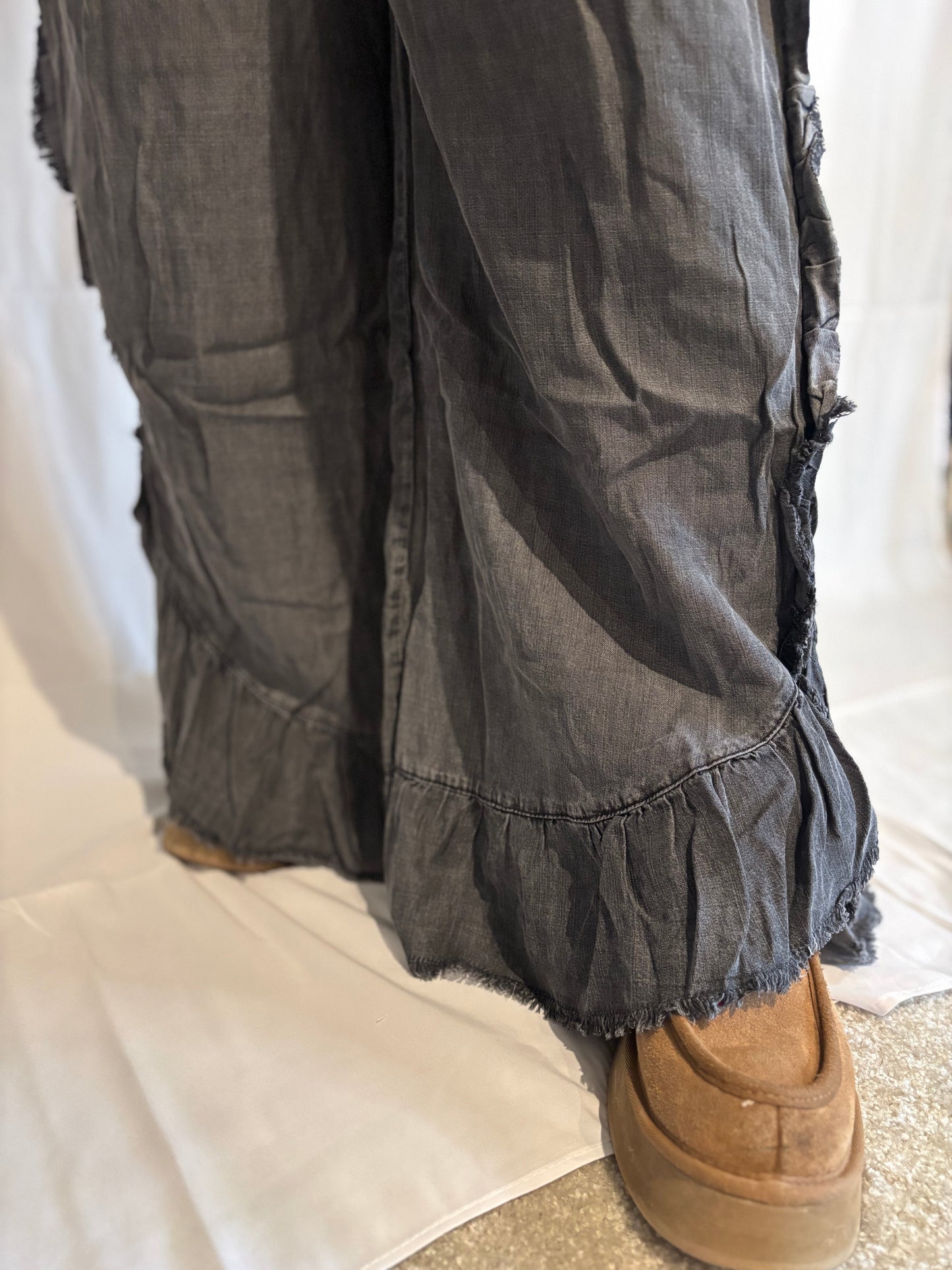 Ruffled Pants - PLUS