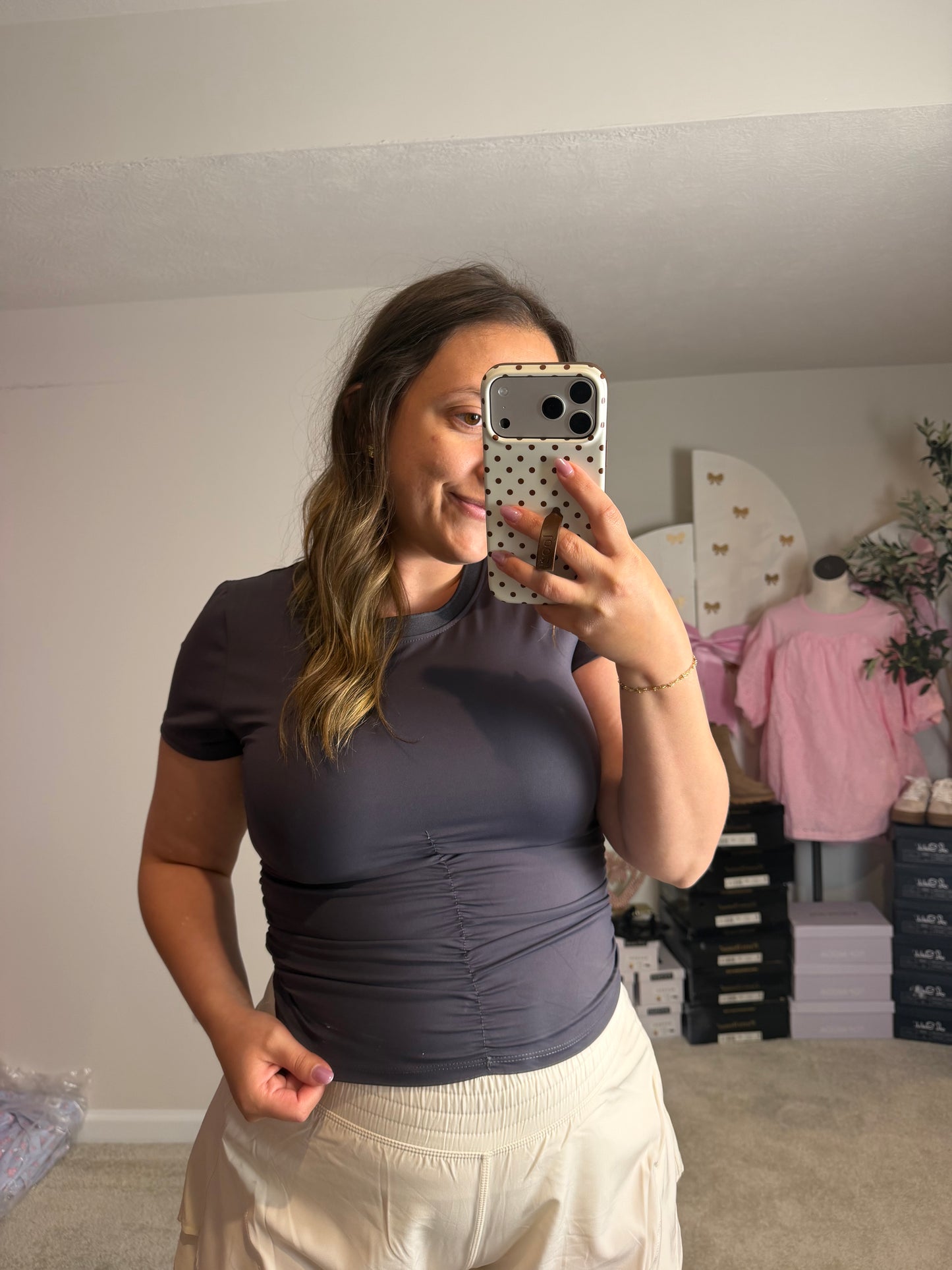 CHARCOAL RUCHED WORKOUT TEE