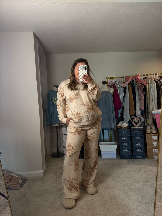 CREAM/BROWN FLORAL SWEAT SET