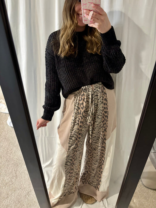 Cropped Sweater - 2 COLORS