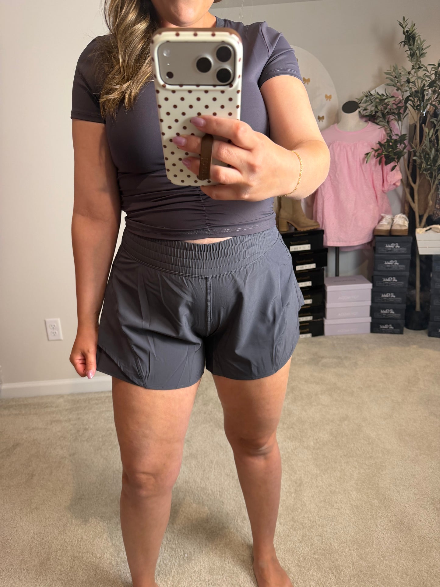 ACTIVE SHORTS - 2 COLORS