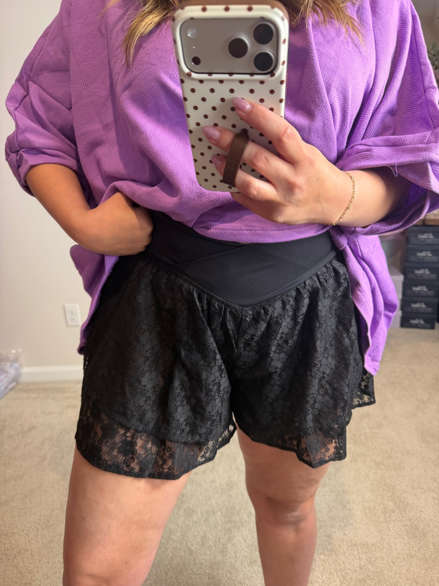 LACE CROSSOVER SHORTS - 2 COLORS