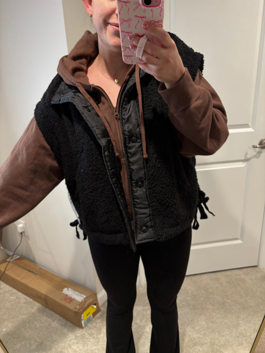 Black Cozy Vest