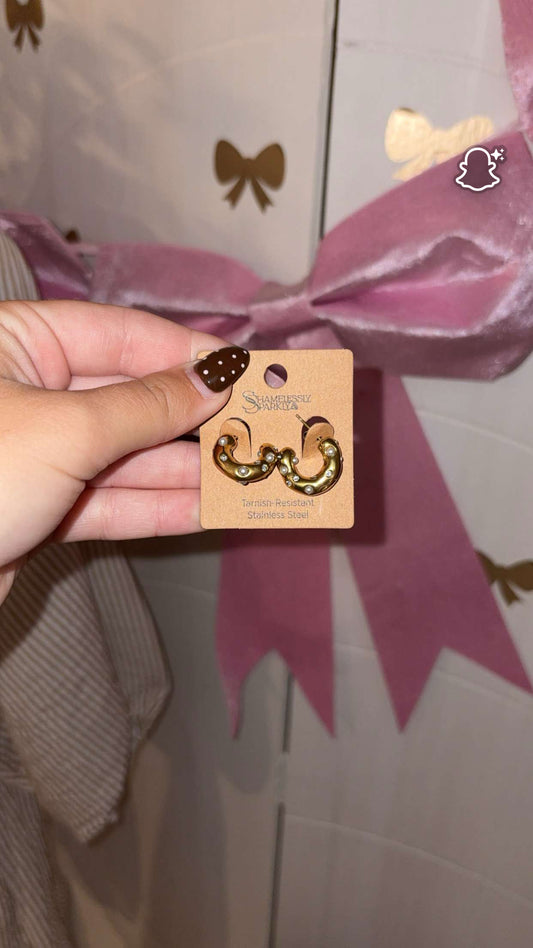 Pearl Mini Hoops