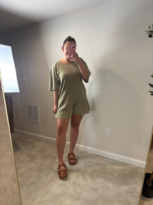 Olive Pleated Hotshot