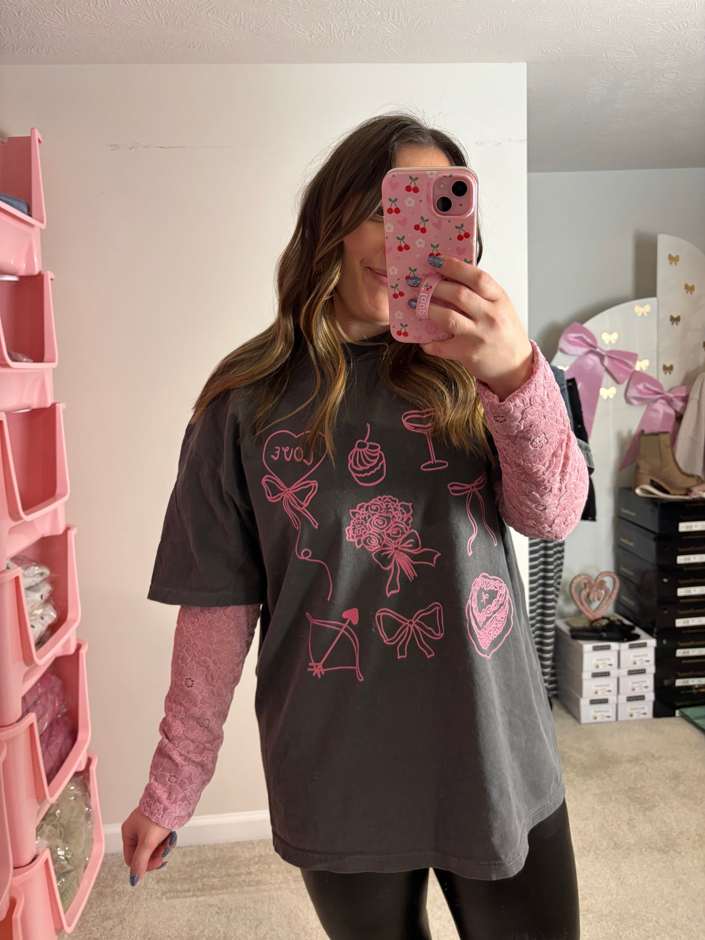 VALENTINES DAY GRAPHIC TEE