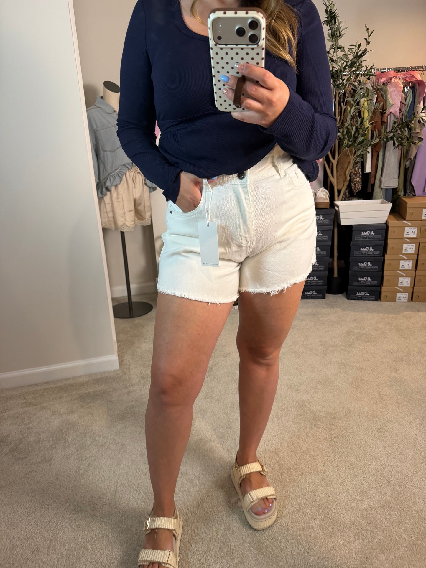 WHITE DENIM ANNIEWEAR MOM SHORTS